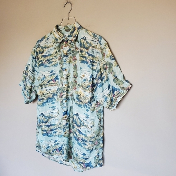 Hilo Hattie Men's 100% Silk Hawaiian Print Button Down Short Sleeve Camp Shirt - Picture 2 of 7